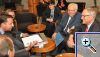 Europa-Mayer und Steffen G�ttler (Braunschweig) im Gespr�ch mit Besuchern der THW-Bundesvereinigung, unter anderem MdB Stephan Mayer, am 28.5.2013.