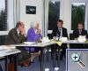 Gespr�ch im Vorstand der Firma GS agri in Schneiderkrug.