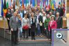 Die Gruppe um Landrat Eveslage hat am 20. April 2012 das Europ�ische Parlament in Stra�burg besucht. Die Cloppenburger haben Abstimmungen im Plenum, u.a. zur Rechtssicherheit von europ�ischen Investitionen au�erhalb der EU, mitverfolgt und ein langes Gespr�ch mit Hans-Peter Mayer gef�hrt. Der ehemalige Pr�sident des Europ�ischen Parlaments, Hans-Gert P�ttering, hat ebenfalls an dem Gespr�ch teilgenommen.
