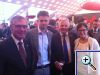 Johannes Hauke (Cloppenburg, 2.von links) und Lili Popov (Hamburg) mit dem belgischen Au�enminister Didier Reynders (3. von links) und dem deutschen Botschafter in Belgien Dr. Eckart Cuntz bei der Veranstaltung zum Tag der deutschen Einheit am 3.10.2012.