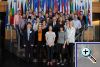 Am 22. Oktober 2013 haben 32 ehemalige Praktikanten von Hans-Peter Mayer das Europ�ische Parlament in Stra�burg besucht. Die Gruppe war auf Einladung Ihres ehemaligen Chefs vom 21. bis zum 23. Oktober in Lautenbach an der deutsch-franz�sischen Grenze zu Besuch. Einige der Teilnehmer kannten sich bereits durch ihre gemeinsame Zeit im B�ro des Europaabgeordneten, andere lernten sich erst neu kennen, konnten aber oftmals �hnliche Erfahrungen aus ihrer Praktikantenzeit austauschen. Auf dem Programm standen u.a. eine Weinprobe, eine Stadtf�hrung und eine Bootsfahrt durch Stra�burg, der Besuch des Europ�ischen Parlaments, ein Gespr�ch mit einem spanischen Abgeordneten �ber die aktuelle Situation in seinem Land, ein gemeinsamer H�ttenabend und viele interessante Gespr�che innerhalb der Gruppe. Das Wiedersehen hat allen Beteiligten gro�e Freude bereitet, ganz besonders auch Hans-Peter Mayer selbst, da er Praktikanten aus nahezu allen Jahrg�ngen, beginnend mit dem ersten Praktikanten aus dem Jahr 1999, wiedersehen konnte.