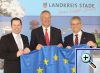 Zu einem Informationsgespr�ch trafen am Freitag, 1. April 2011, der Europaabgeordnete Prof. Dr. Hans-Peter Mayer, MdEP, Kai Seefried, MdL, und Landrat Michael Roesberg im Kreishaus Stade zusammen.
